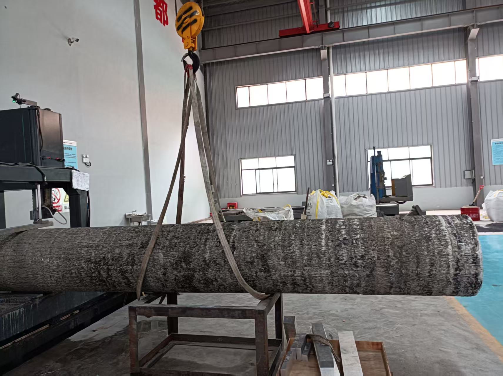 洛陽(yáng)晟雅公司新建熔鑄車間***澆鑄獲得成功